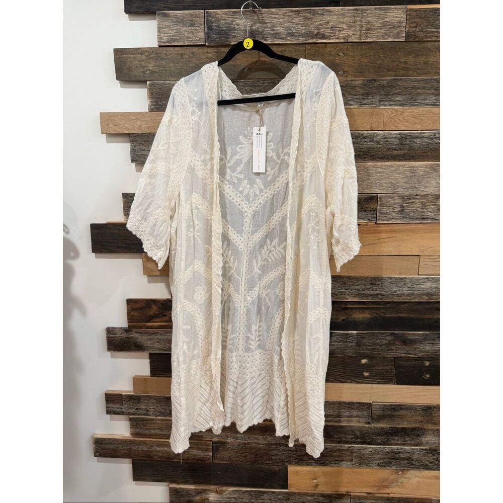 Coverup boutique NWT one size